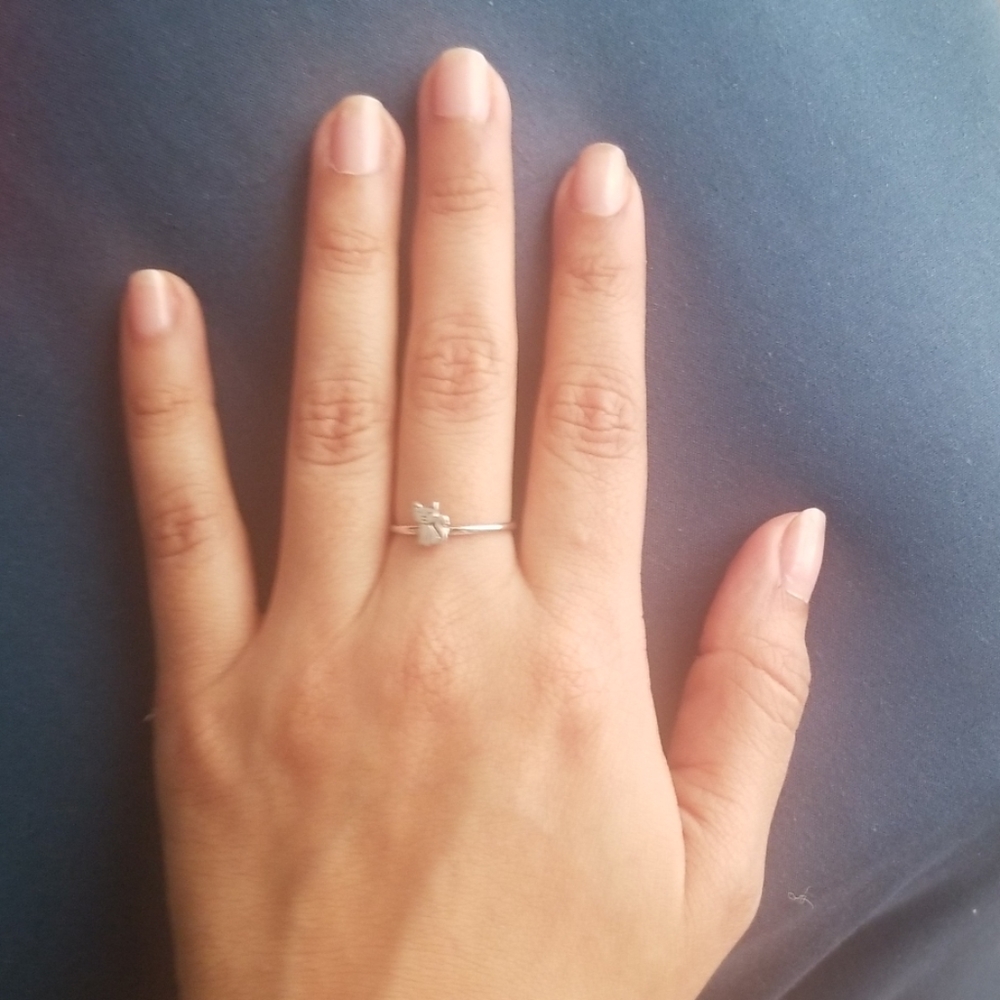Silver cat ring